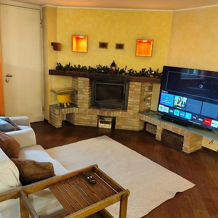 Appartamento Sleep&Fly Грассоббьо Экстерьер фото